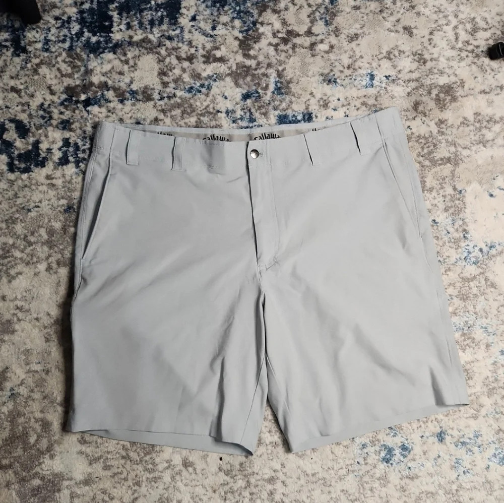 Callaway Golf Men's Size 40 Light Grey 9"‎ Inseam Lightweight Pro Spin Shorts
